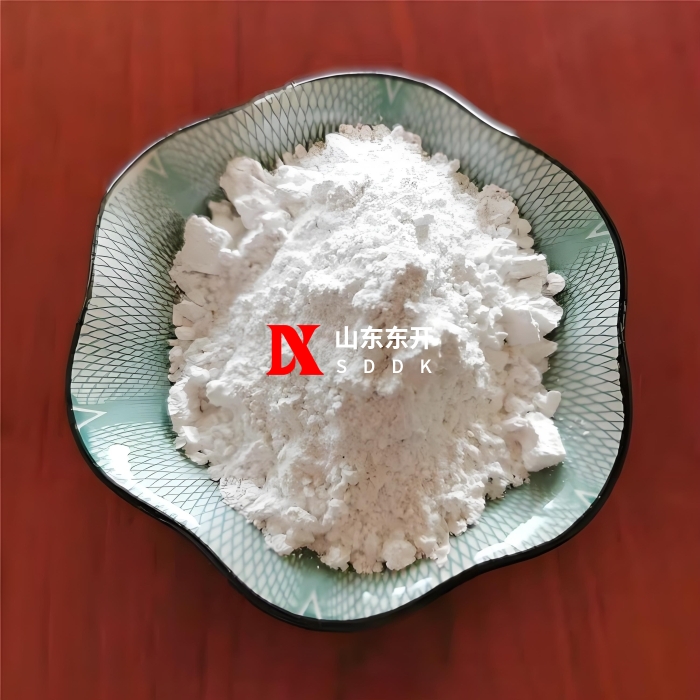 Pneumatic conveying of quartz powder